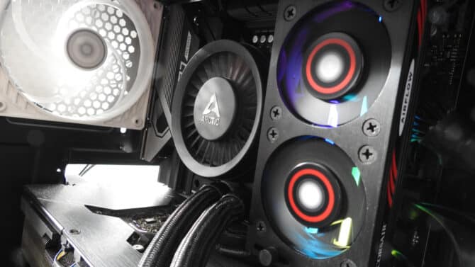 Le Ryzen 7 9800X3D gagne 33 % de performances grâce au réglage de la RAM