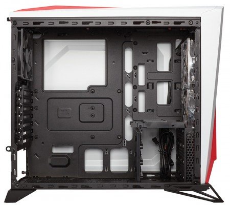 Corsair Spec-Alpha intérieur