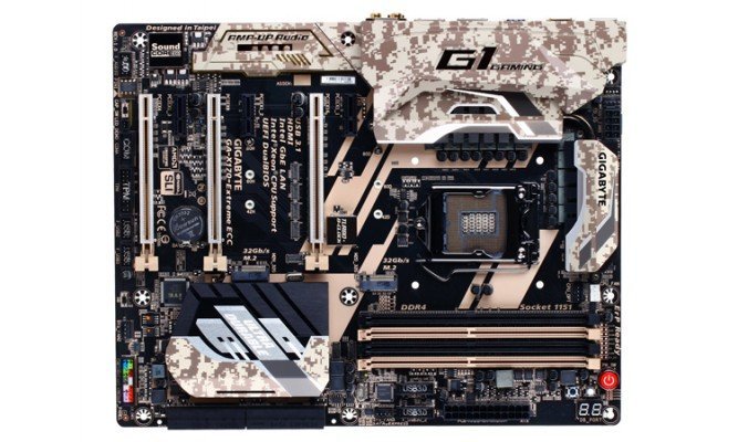 Gigabyte GA-X170-Extreme ECC (2)