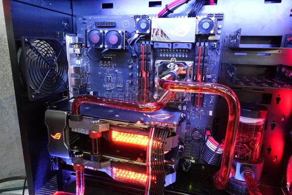 ASUS ROG Dominus