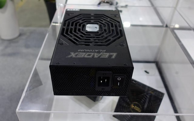 Super Flower Leadex Platinum 2500W