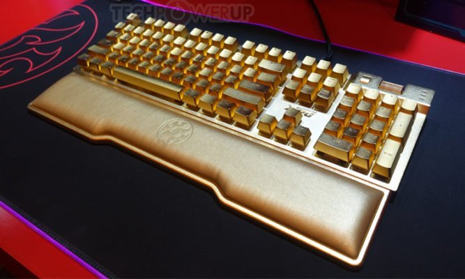ADATA XPG Golden Summoner